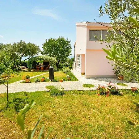 Appartement Lucija-3 *